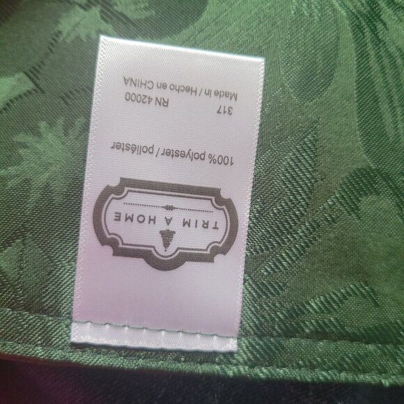 Green Poinsettia Placemats Set Of 4 New - Picture 3 of 6